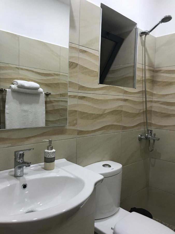 The Mosaic House - Shtepia Me Mozaik Hotel Permet Bagian luar foto